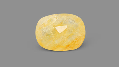 Natural Yellow Sapphire (Pukhraj) 6.62 Carats / 7.27 Ratti