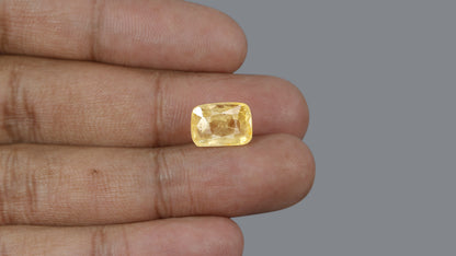 Natural Yellow Sapphire 6.96 Carats / 7.73 Ratti