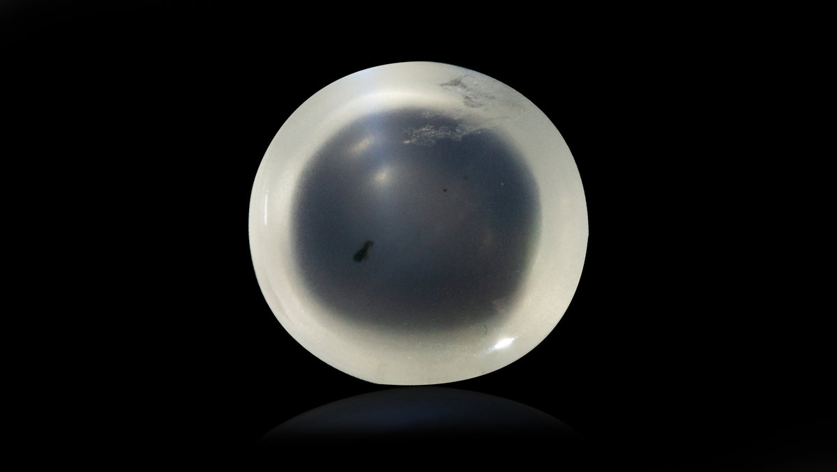 Natural Moon Stone 3.07 Carats / 3.37 Ratti