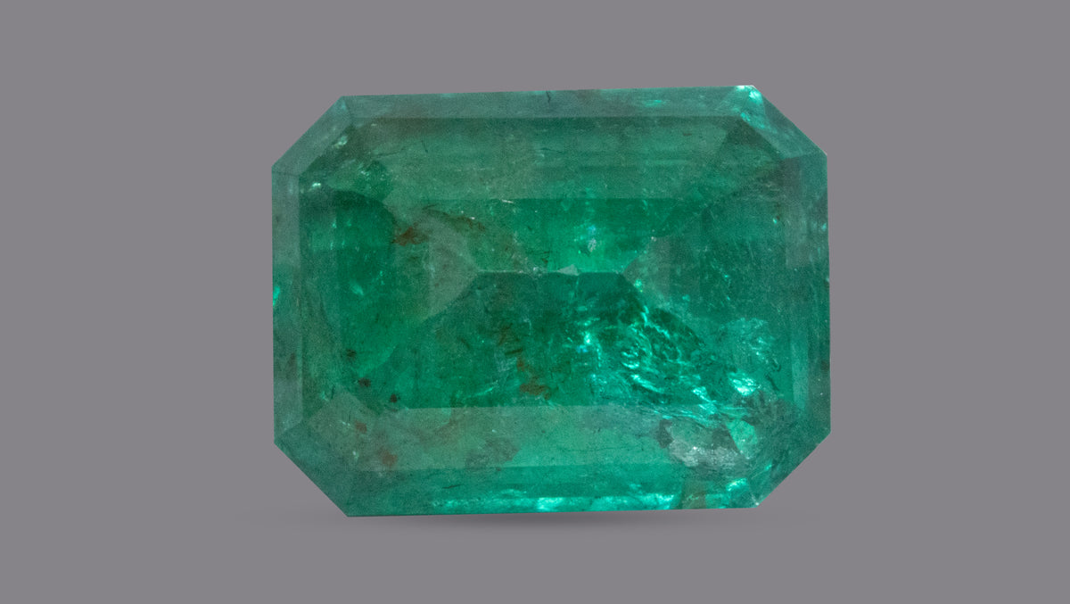Zambian Emerald (Panna) 5.35 Carats / 5.88 Ratti