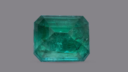 Zambian Emerald (Panna) 3.97 Carats / 4.36 Ratti