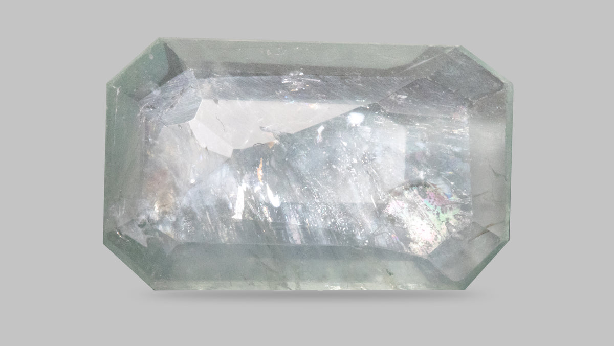 Natural Pitambari 3.91 Carats / 4.3 Ratti