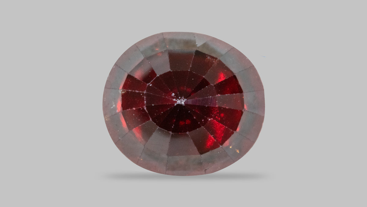 Sri-Lankan Hessonite (Gomed) 9.05 Carats / 9.95 Ratti