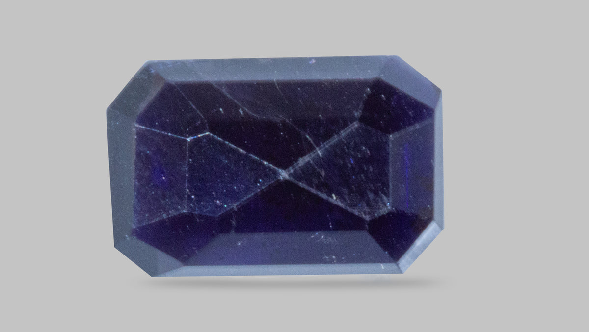 NATURAL IOLITE(NEELI) 2.89 CARATS / 3.18 Ratti