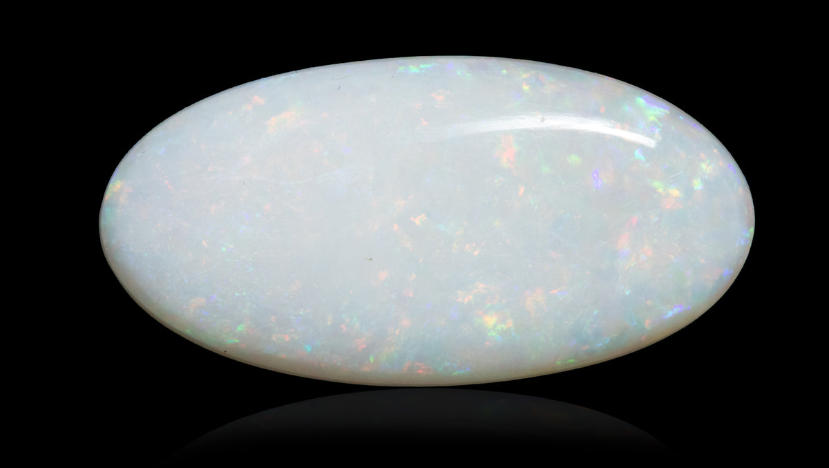 White Opal With Fire 5.56 Carats / 6.11 Ratti