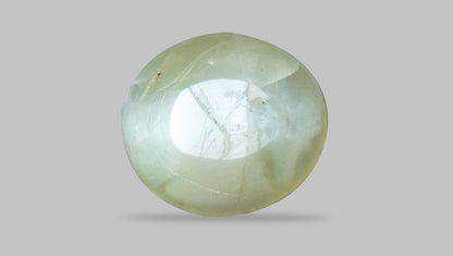 Cat's Eye (Lehsuniya) 5.82 Carats / 6.4 Ratti