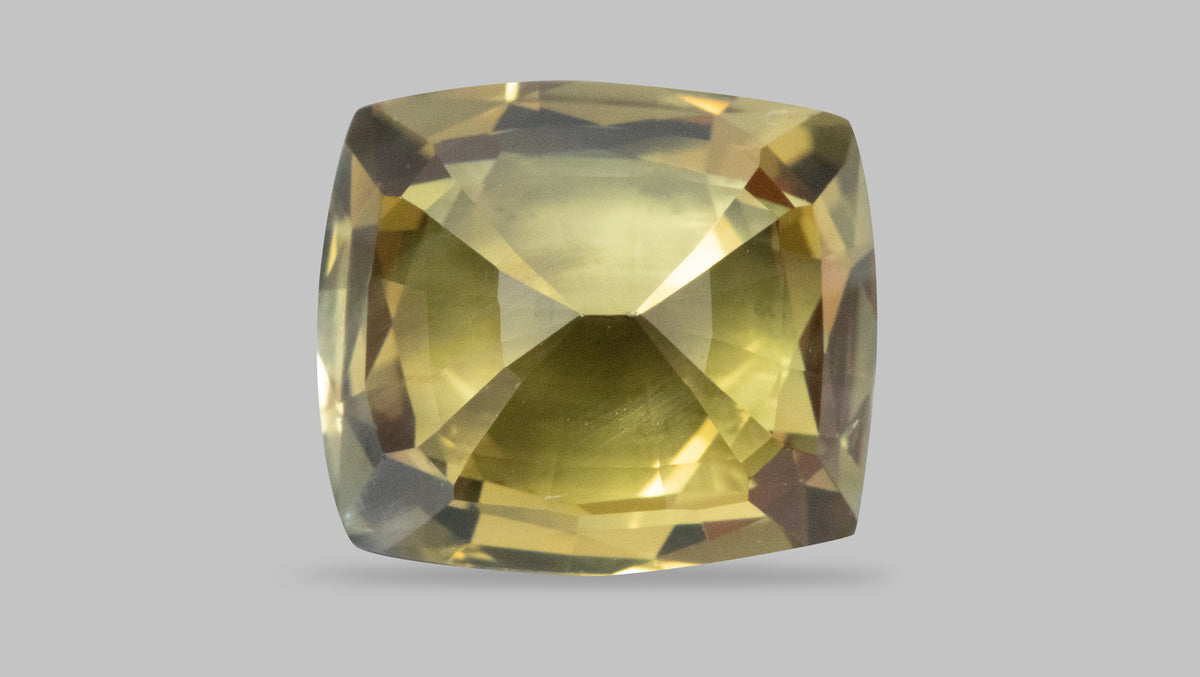 Natural Alexandrite 4.08 Carats / 4.48 Ratti
