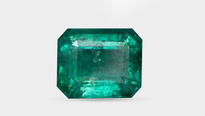 Zambian Emerald (Panna) 3.97 Carats / 4.36 Ratti