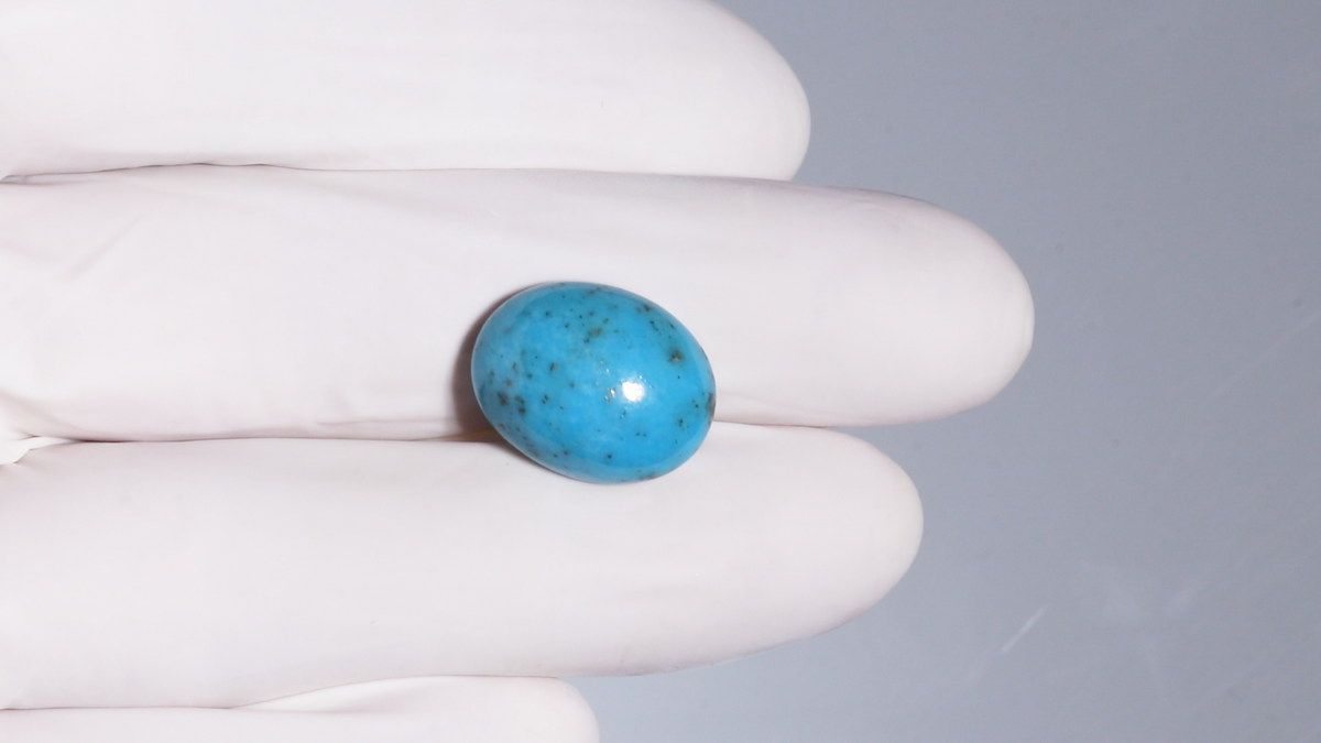 Irani Firoza (Turquoise) 12.55 Carats / 13.79 Ratti