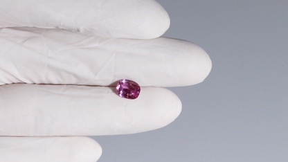 Natural Pink Sapphire 2.18 Carats / 2.4 Ratti