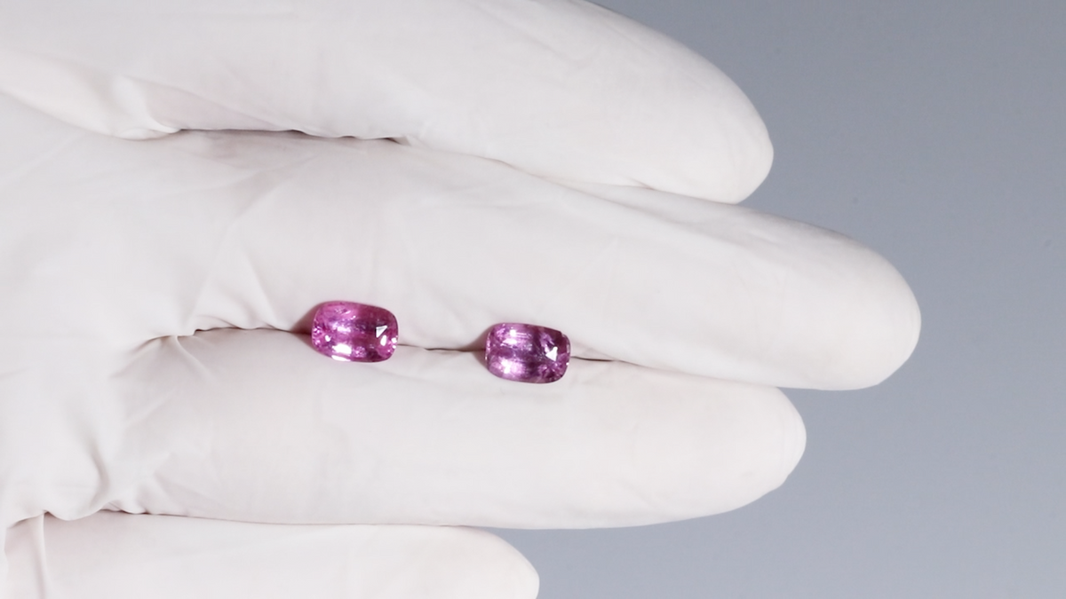 Natural Pink Sapphire 4.28 Carats / 4.7 Ratti
