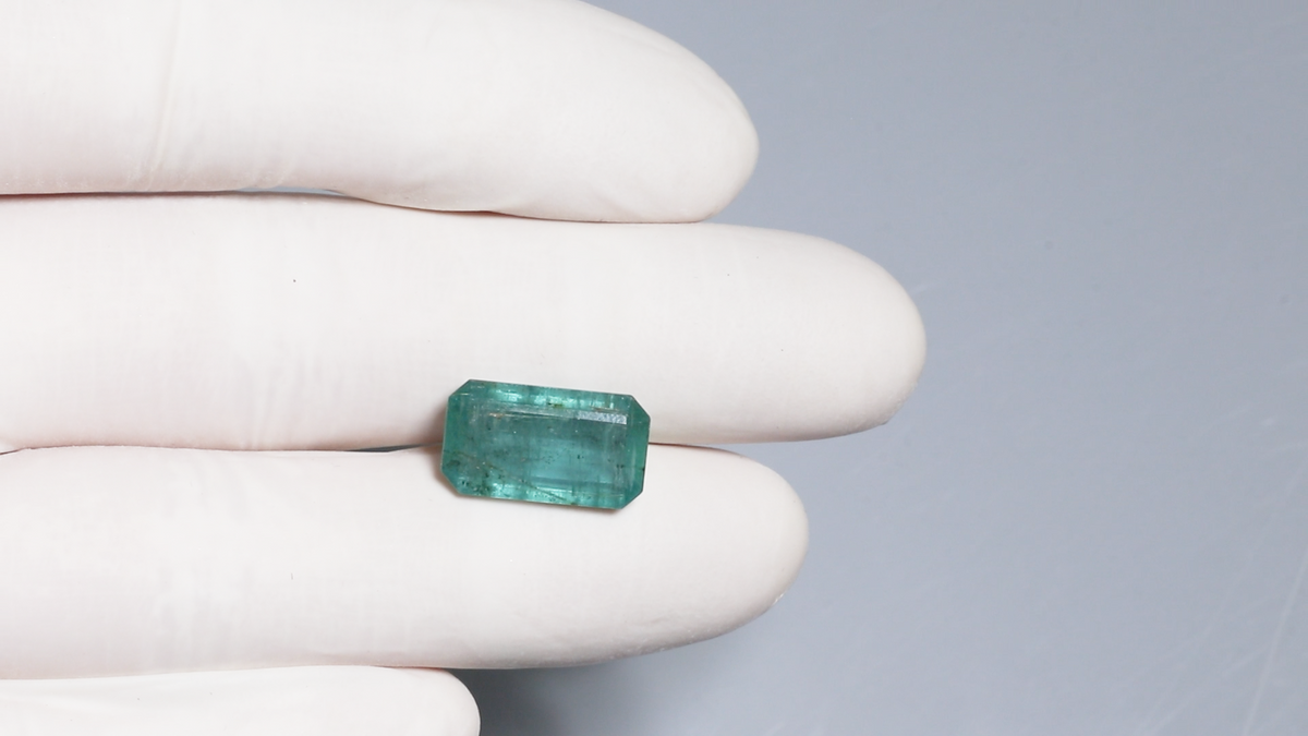 Zambian Emerald (Panna) 7.53 Carats / 8.27 Ratti