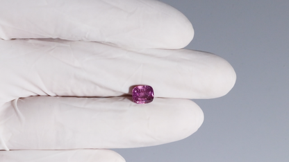 Natural Pink Sapphire 2.13 Carats / 2.34 Ratti