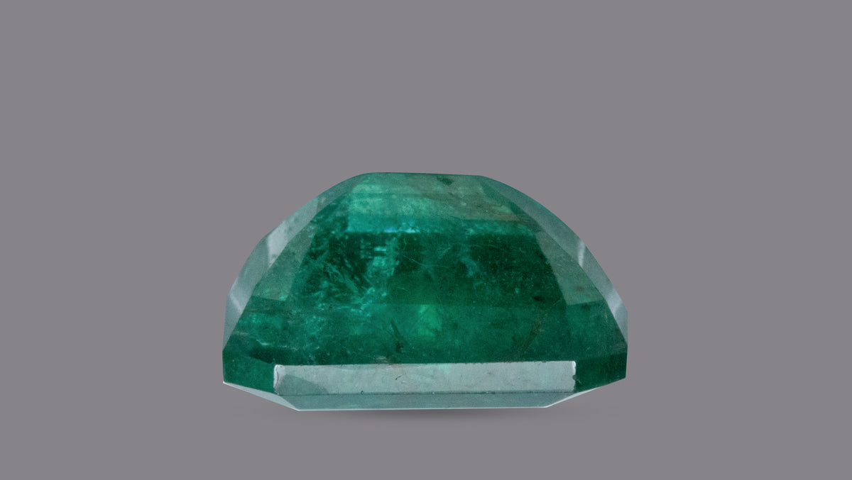 Zambian Emerald (Panna) 5.35 Carats / 5.88 Ratti