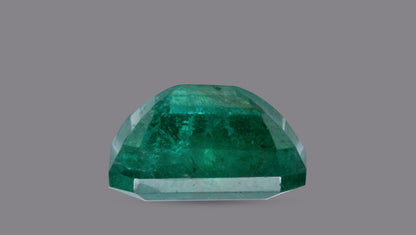 Zambian Emerald (Panna) 5.35 Carats / 5.88 Ratti