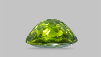 Natural Peridot 6.27 Carats / 6.89 Ratti