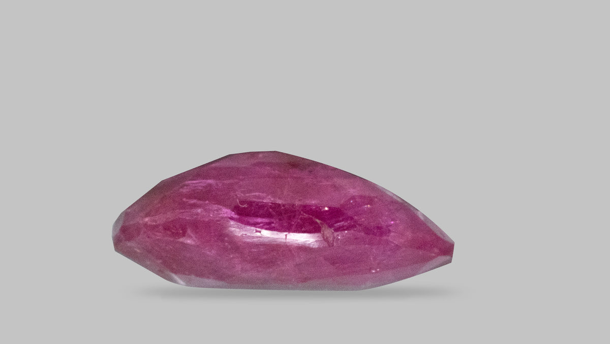 Burmese Ruby (Manik) 4.97 Carats / 5.46 Ratti