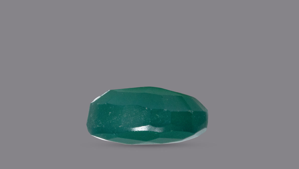 GREEN ONYX 4.63 CARATS / 5.09 Ratti