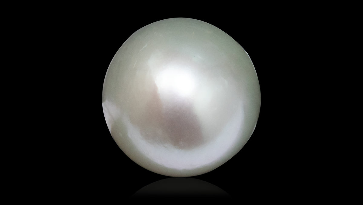 South Sea Pearl8.81 Carats / 9.68 Ratti