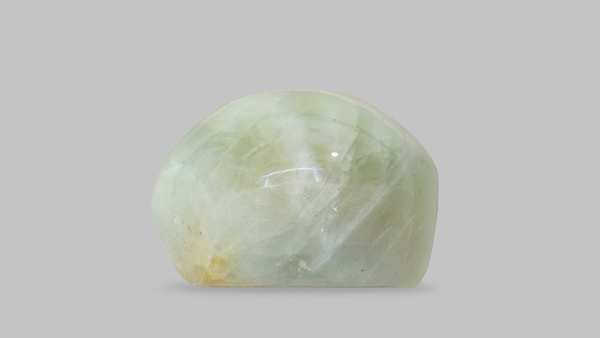Cat's Eye (Lehsuniya) 12.36 Carats / 13.58 Ratti