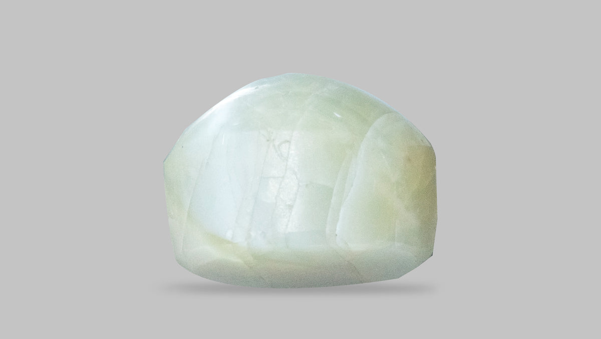 Cat's Eye (Lehsuniya) 5.83 Carats / 6.41 Ratti