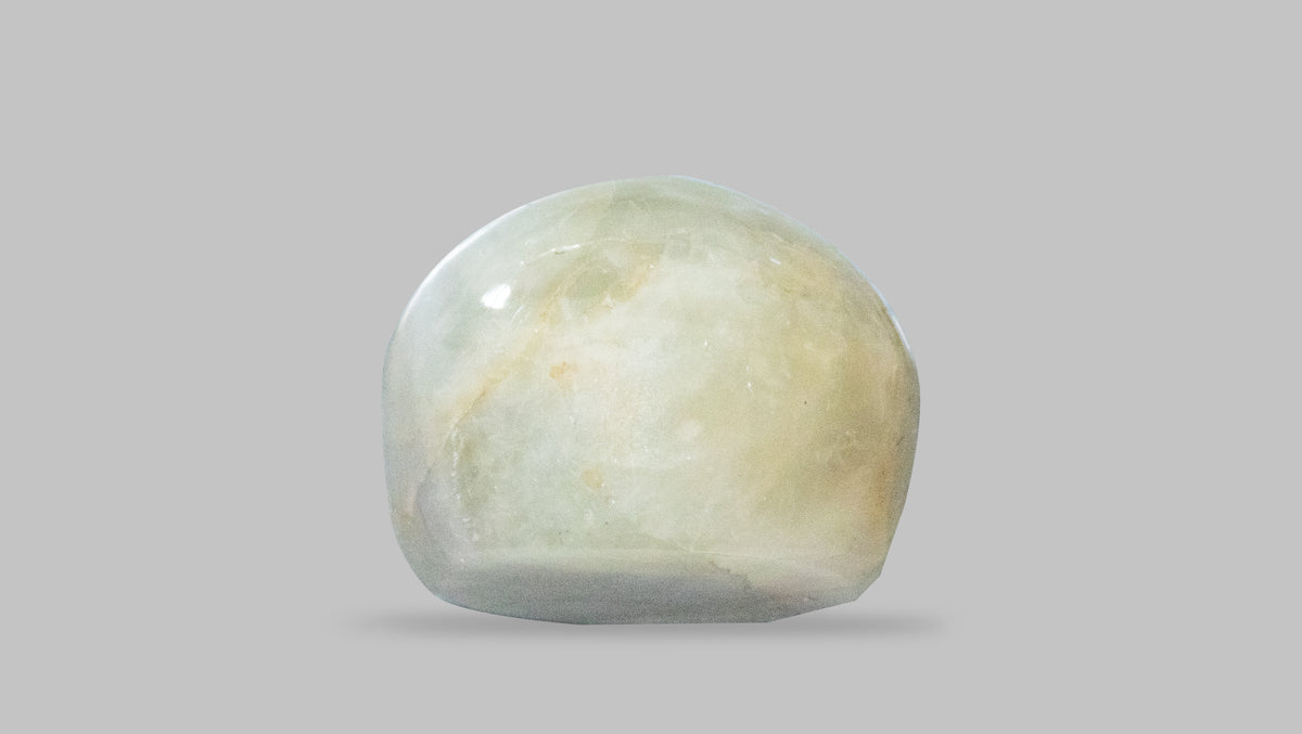 Cat's Eye (Lehsuniya) 9.27 Carats / 10.19 Ratti