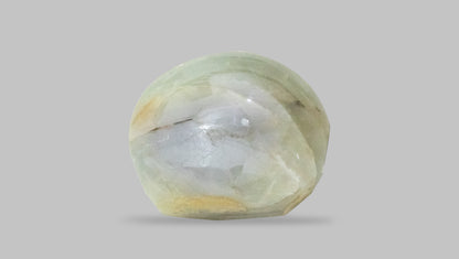 Cat's Eye (Lehsuniya) 6.93 Carats / 7.62 Ratti