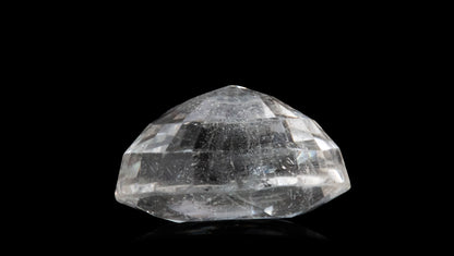 WHITE TOPAZ 5.82 CARATS / 6.4 Ratti
