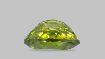 Natural Peridot 5.53 Carats / 6.08 Ratti