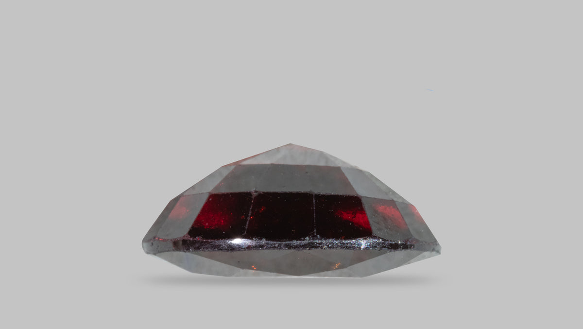 Sri-Lankan Hessonite (Gomed) 10.59 Carats / 11.64 Ratti