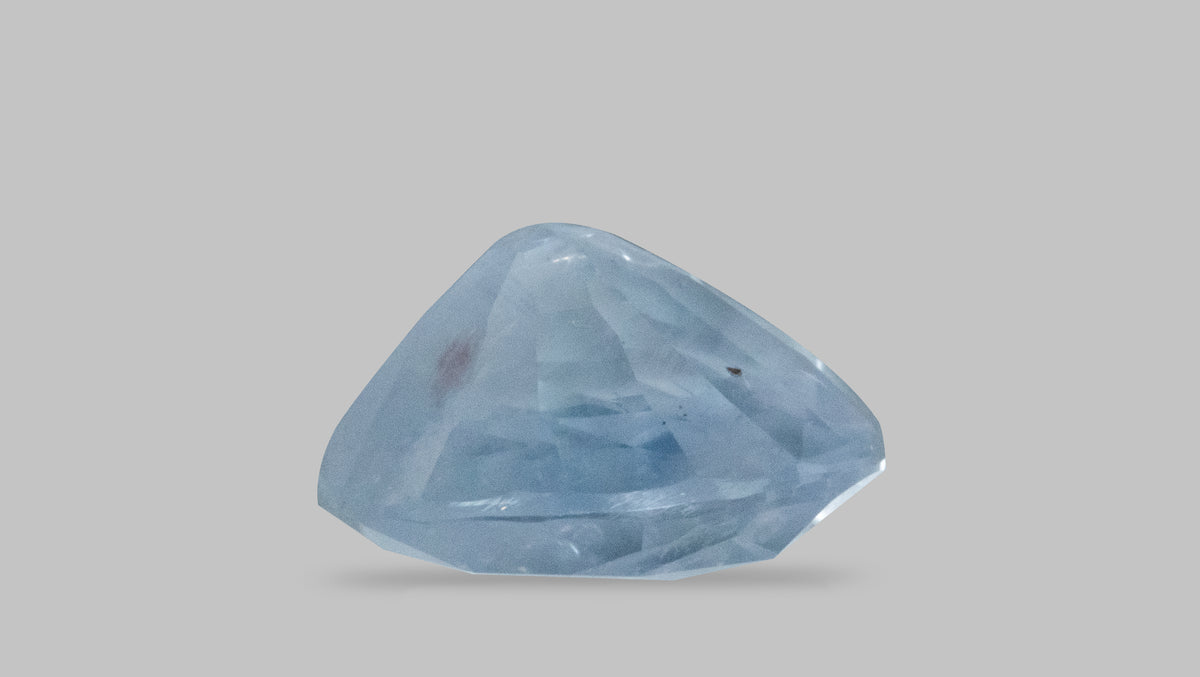 Natural Blue Sapphire 4.49 Carats / 4.93 Ratti