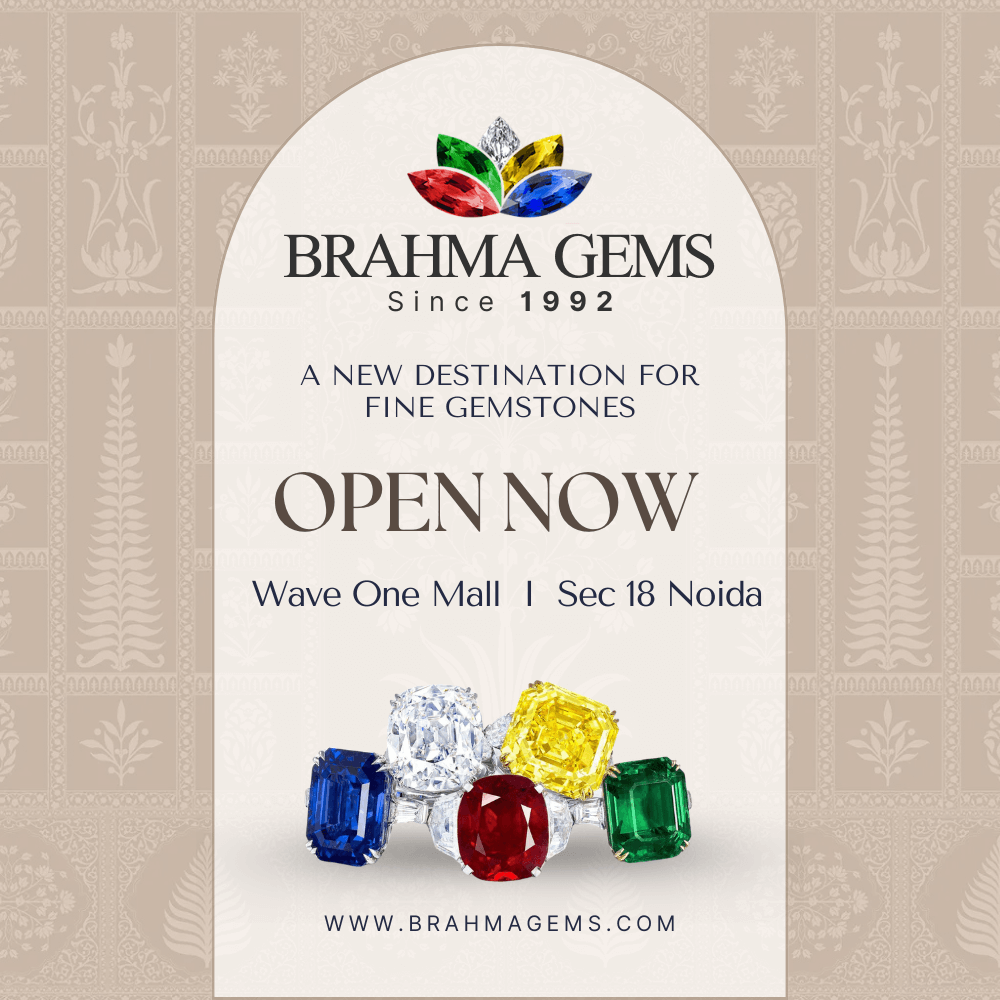 Wave Mall Sector 18 India